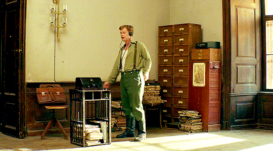 bifrankenstein:  Alfie Allen in the first official teaser for Jojo Rabbit (2019),