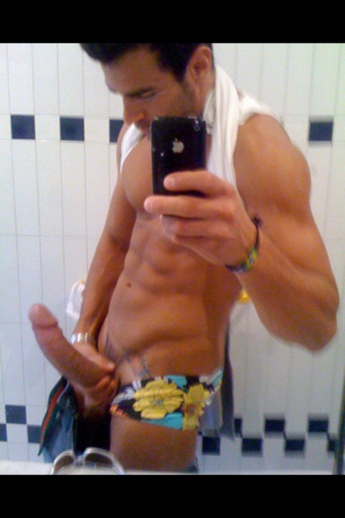 male-meat:  Happy New Year!!! Male-Meat 