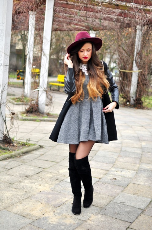 XXX fashion-tights:   Lovely dress photo