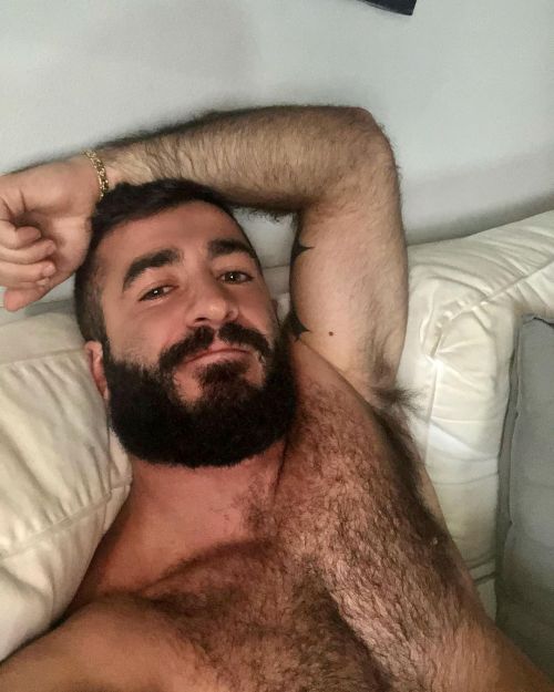 https://64.media.tumblr.com/57c10fa988e5e896295e15121e0b5c58/8d29150b78c9a89c-36/s500x750/22d604b8d892d057df9e5aef681ce7c13b24fdd9.jpg