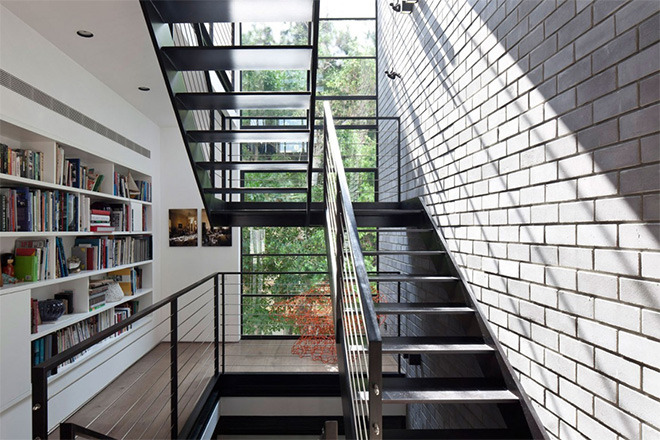 oliphillips:  Tel Aviv Town House 1 by Pitsou Kedem