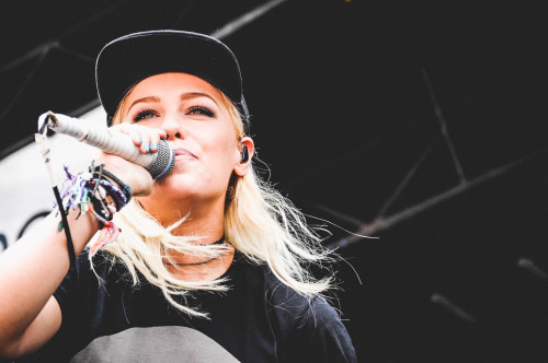 allfleshnobones:  Jenna McDougall | Tonight Alive
