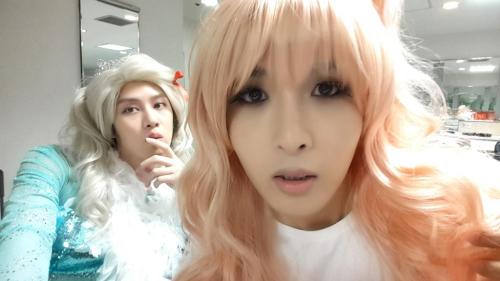 adriaena:  141129 ryeong9: SS6 Heechul&Ryeowook 