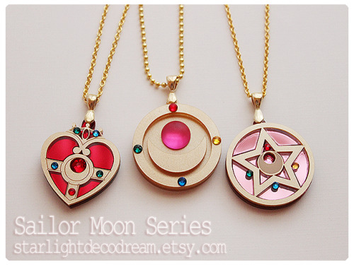 cadney: kyandi: Mahou Kei Collection | Starlight Deco Dream I have the two bottom necklaces; I love 