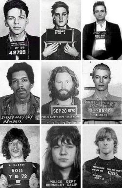  Frank Sinatra, Elvis Presley, Johnny Cash, Jimi Hendrix, Jim Morrison, David Bowie, Mick Jagger, Janis Joplin and Kurt Cobain. 