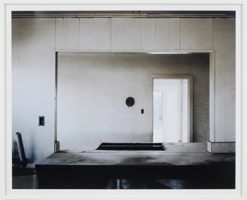 grupaok:John Divola, Dark Star, 2006