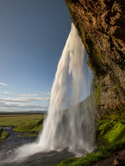 fabforgottennobility:  Seljalandsfoss by Harpa Hrund on Flickr. 