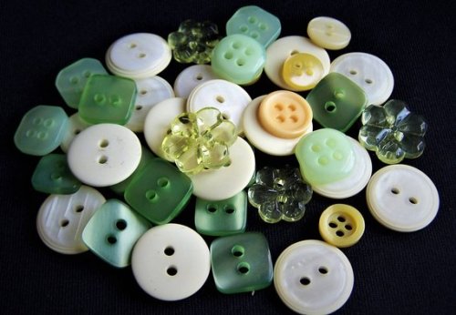 140 Small Recycled Pastel Buttons //FusionResourceCenter