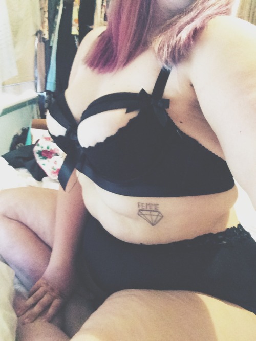 killerkurves:  femmenatic:  I’m in love with this bra. I have so much lingerie coming in the mail I’m very excited. 