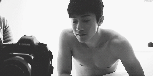 singa61:  seizure: Charming Baram~~ (/whispers shirtless)   Only Asian http://singa61.tumblr.com/