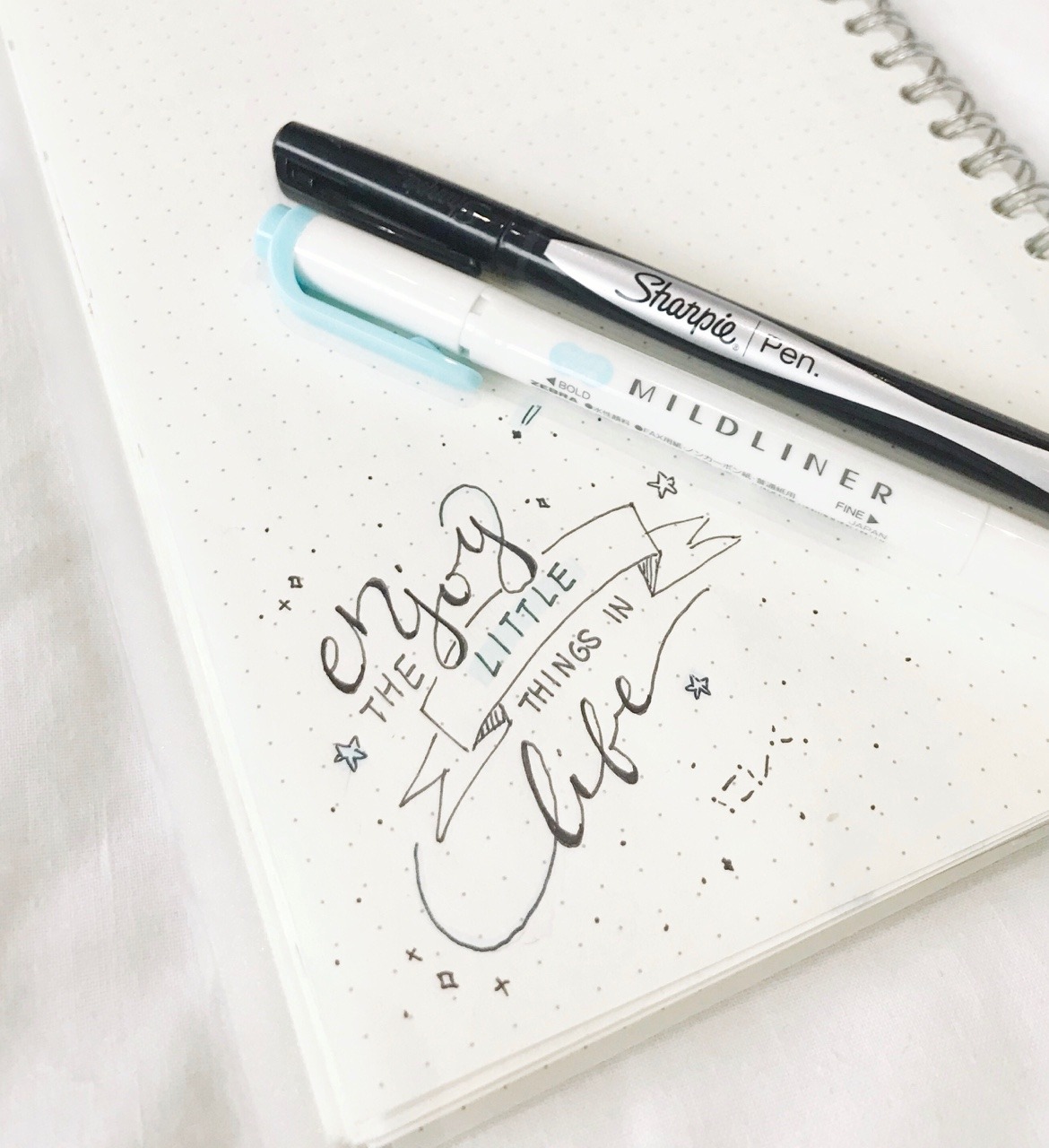 stvdybuddies:11.30.17 || Enjoy the little things in life (like cookies, cake, and