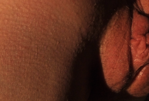 pairofnudes:  I really love every little details of Jane’s ass and pussy! Wonderfull!