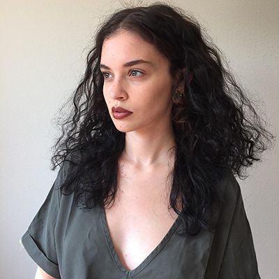 iconslutt:    @versacw or like; it’s your choice.   