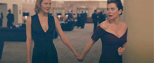 julieandjuliet: I can’t keep my hands off of you…