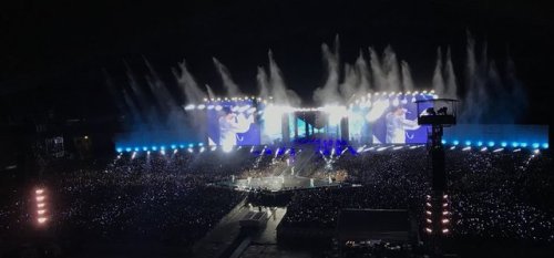 190408 BigHit’s tweet[#오늘의방탄] Thank you, Bangkok! LY TOUR의 정말 마지막 공연을 너무도 행복하게 마무리했습니다. 처음 방콕에