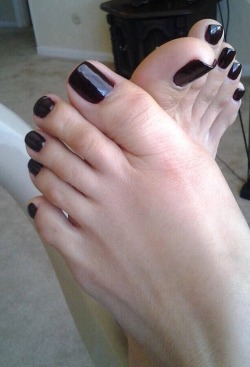 crazysexytoes:  Very sexy