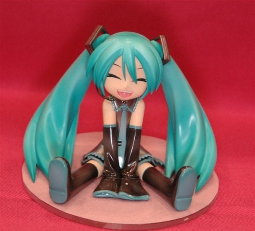 Today’s Vocaloid Figure of the Day is:Hatsune Miku garage kit by Livedom !