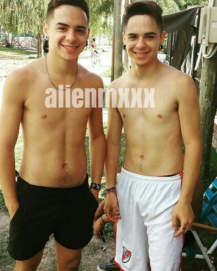 alienmxxx:  Angel