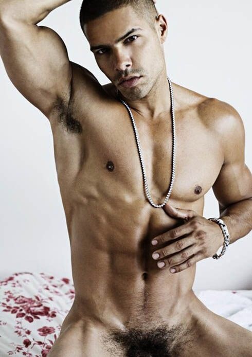  Model Anthony Gallo 