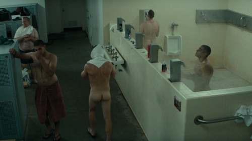 celebpenis:  Taylor Kitsch getting nude on True DetectiveFull post at http://malecelebsblog.com/taylor-kitsch-nude/