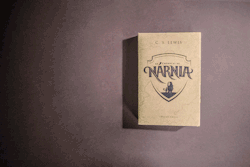 wordsnquotes:  CLASSIC OF THE DAY:  The Chronicles of Narnia by C.S. Lewis  Amazon: 4.7/5  Goodreads: 4.22/5 This is a story of four children, Peter, Susan, Edmund and Lucy Pevensie, who are sent into the country to live with Professor Kirke because