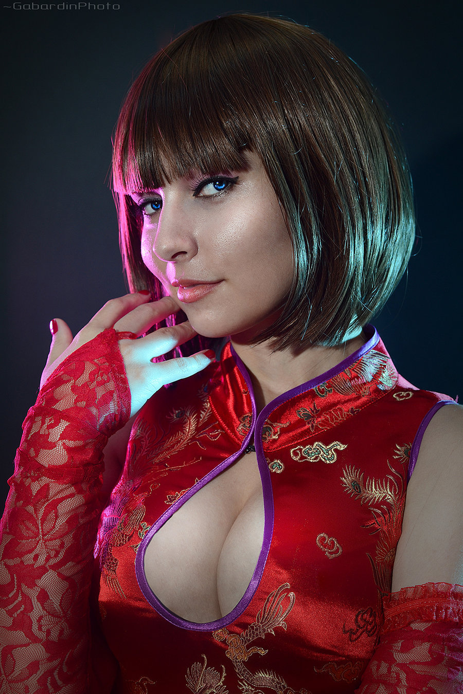 hotcosplaychicks:  Anna Williams Tekken 6 cosplay by Gabardin  Check out http://hotcosplaychicks.tumblr.com