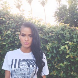 xobaddestbitchez:  kingsxoqueens:  kíngsхσquєєns.  xo
