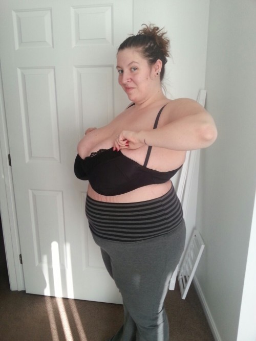 ultraboobpower:  winkingdaisys:  Its so small I couldn’t even hook the cups closed!  Perfect fit