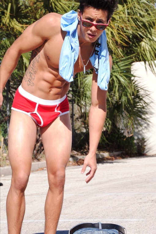 beautifulmengaypics:  Follow me at Sexy Gay Men and Random Gay Posts