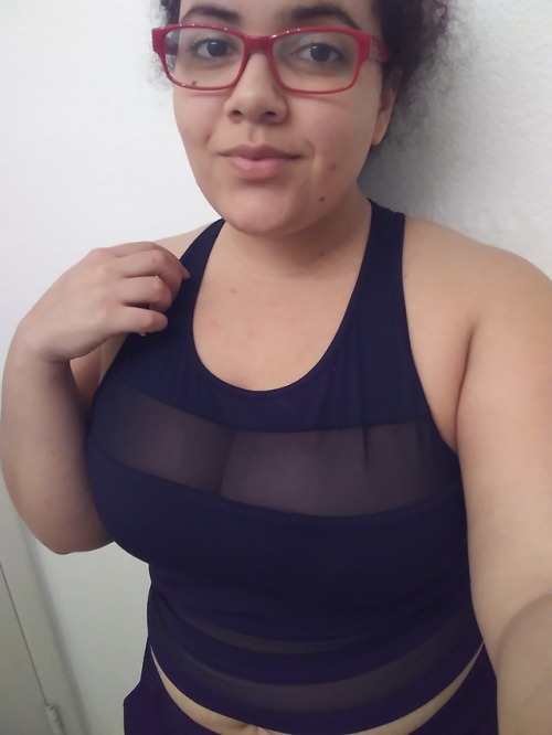 thatonebatmangirl: In need of a long tight hug A booty grab would be nice too