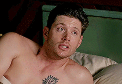 pinknerdpanda:  superchevyimpala:  Deanmon in “Black”.  @emilywritesaboutdean