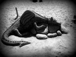 Africaxwest:  Dragon Made From Sand - Vina Del Mar - Chile - 2011 