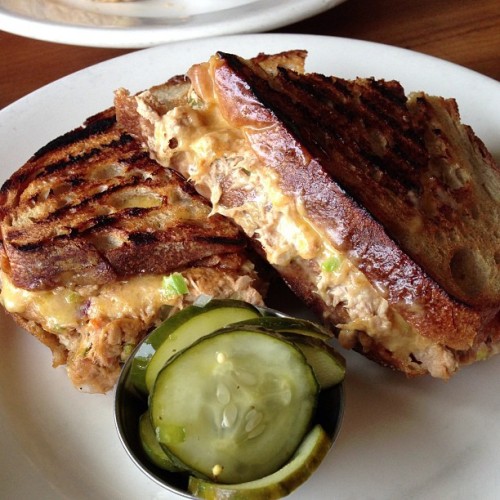 I might be indulging a little much this break.. #foodporn#clementine#tunamelt#sandwich#panini#lunch#