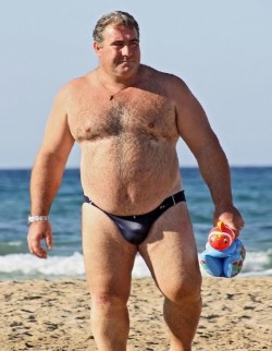 Beargaga:  Beargaga:  Love This Big Hairy Man On The Beach …  Thick Bull … 