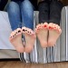ilovefattoes:thesolesessions:Love me some jeans and flip flops. 