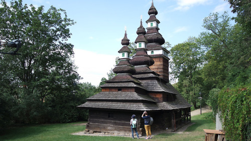 PRAGUE Travel diary - Day 4 Today, we climb the Petřín Hill to see a beautiful panorama of Prague. T