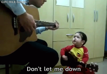 gifchile:  Niño canta “Don’t let me down” de los Beatles (x)