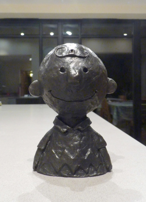 ‘charlie brown’, bronze 16cm.