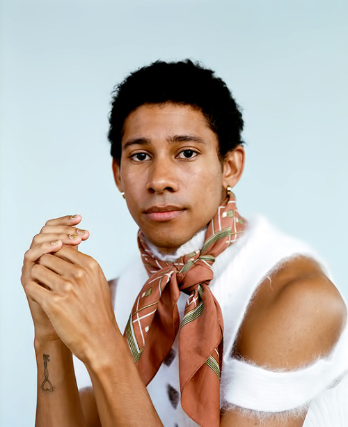 keiynanlonsdalesource:Keiynan Lonsdale photographed by Jasper Soloff for Them