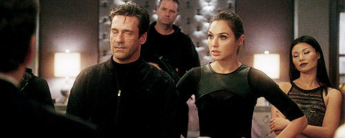 a-ripley:Gal Gadot and Jon Hamm in Keeping Up with the Joneses (2016)@legendaryturk it’s loser