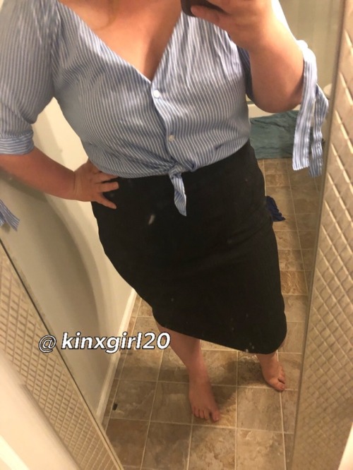 kinxgirl20: Sexy working ladies