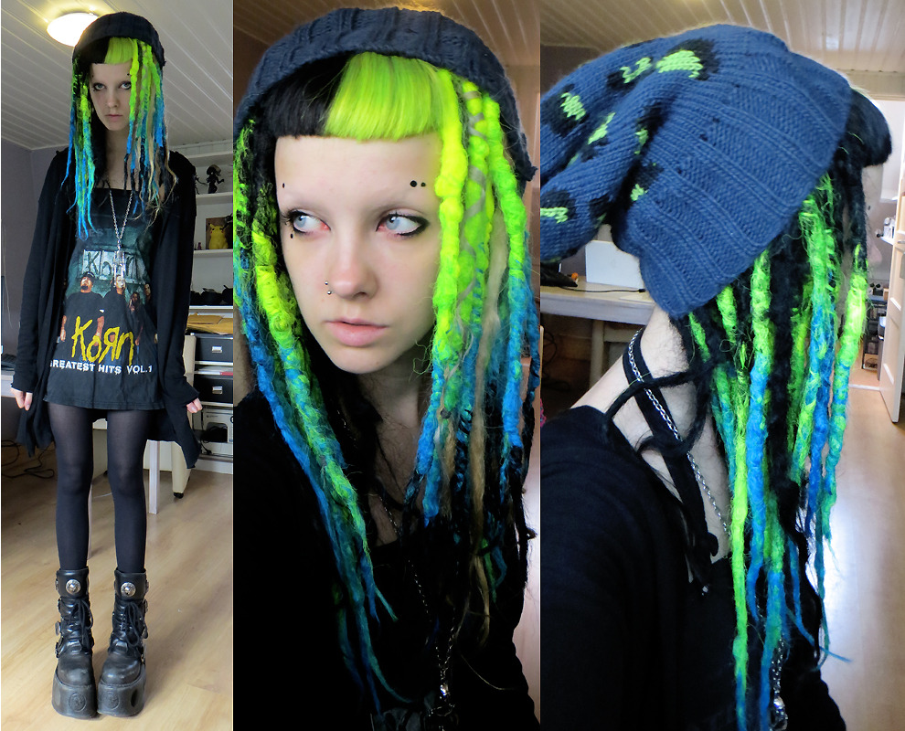 psychara:  Today’s Academy outfit. It’s been so long since I’ve seen this much