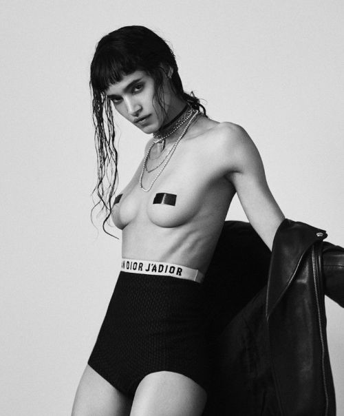 some-celebrity-stuffs:Sofia Boutella