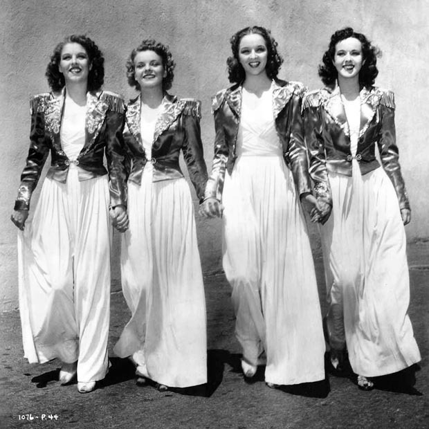 Anne Nagel, Julie Duncan, Kathryn Adams, Peggy Moran&ndash; Argentine Nights