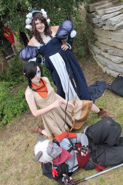 paintedmaple:  A couple photos from last sunday and the Michigan Renaissance Festival with Dmitri an