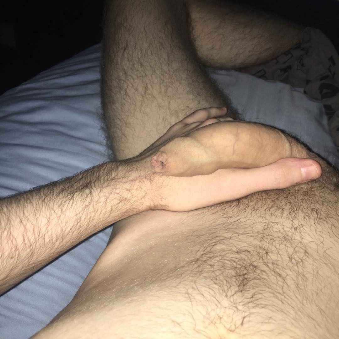 jessiemcgraves:  Hot uncut British cock