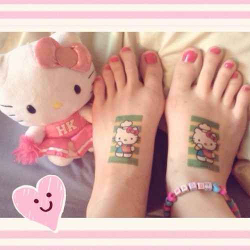 feetandfootblog: I have a slight hello kitty obsession ft. my feet~