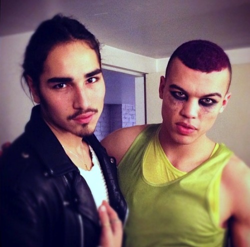 fabulouswillycartier:  Willy Cartier & Dudley O’Shaughnessy backstage | Carbon Copy Magazine 