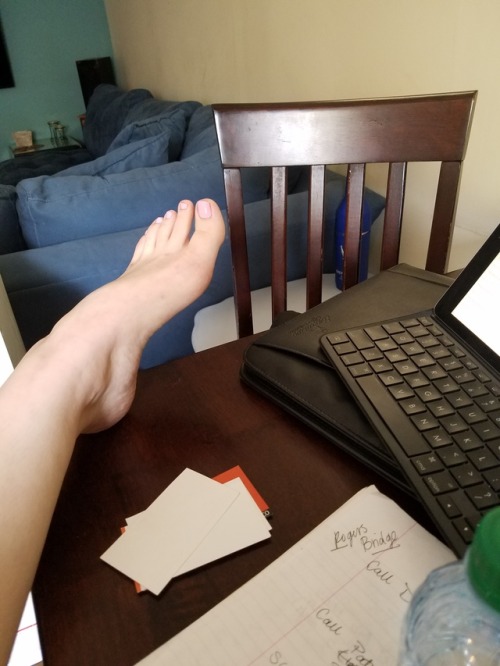 rorasroses: Oh, just doing a little work from home. #pinkpedicure #foot #feet #feetporn #adorable #a