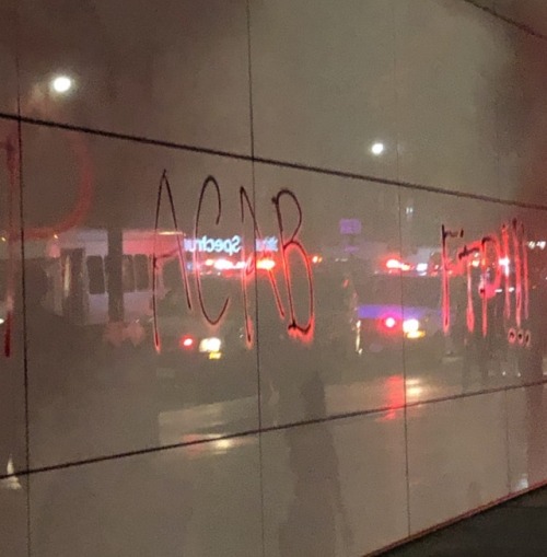 Apple store after the Brooklyn George Floyd protest on May 30, 2020